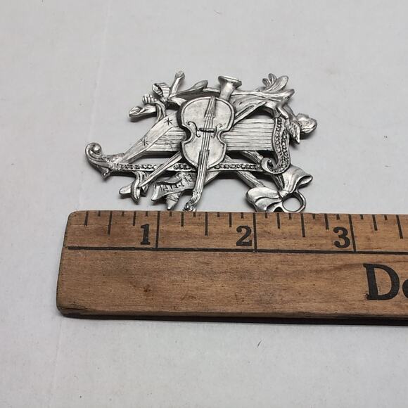 Lot of 3 Seagull Pewter Ornament Canada 1988 1995 1996 Wreath Cherub Music - Picture 11 of 11